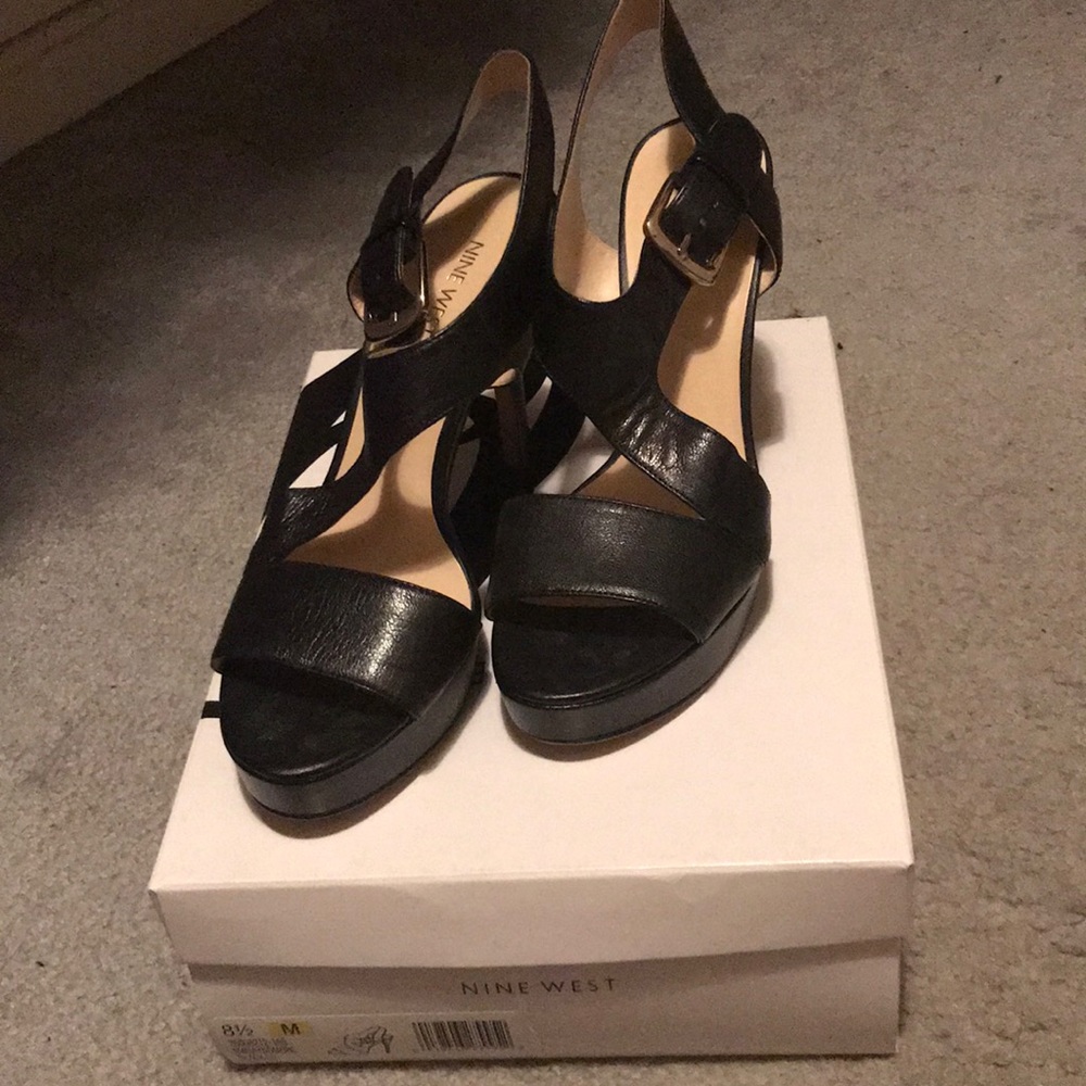 8.5 Nine West summer sandals